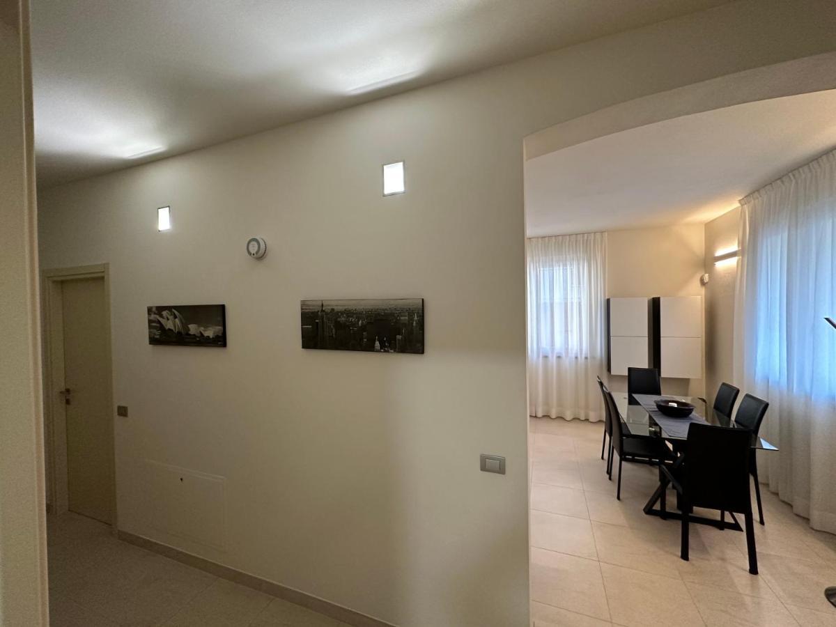 Apartament Casavale Elegante Residenza 108 Mq Max 7 Persone Piacenza Zewnętrze zdjęcie